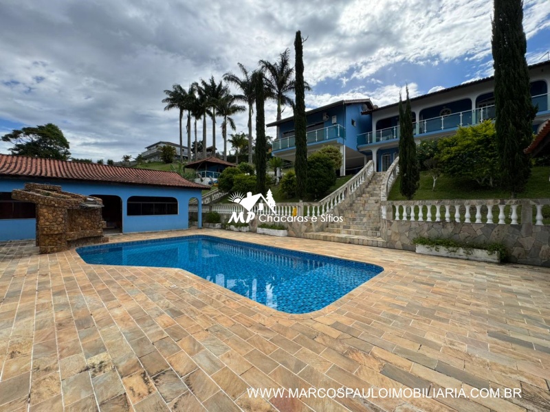 CHÁCARA DE ALTO PADRÃO EM BIRITIBA MIRIM