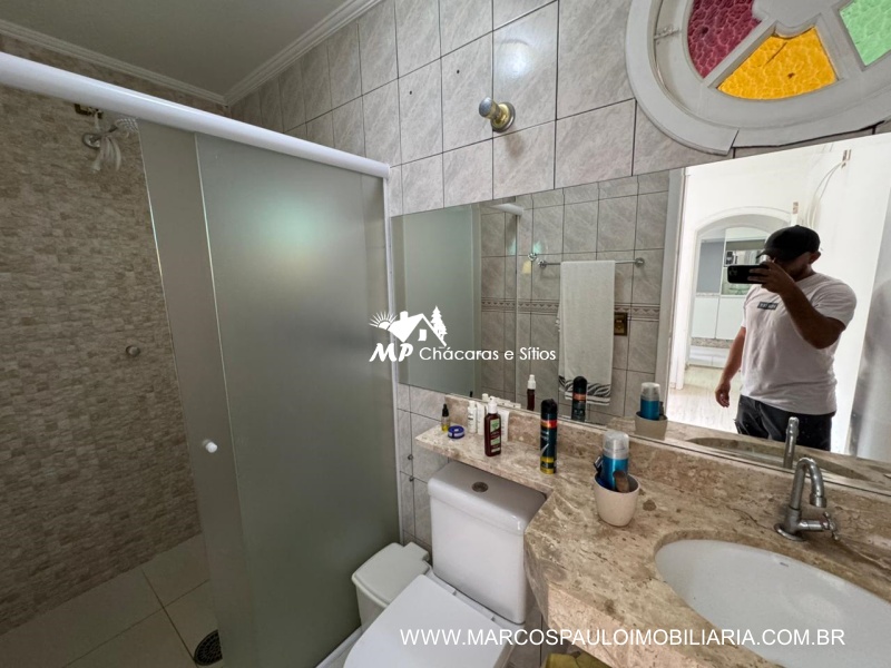 CHÁCARA DE ALTO PADRÃO EM BIRITIBA MIRIM