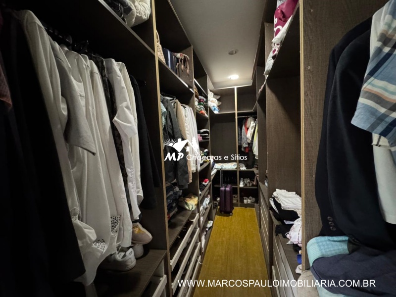 CHÁCARA DE ALTO PADRÃO EM BIRITIBA MIRIM