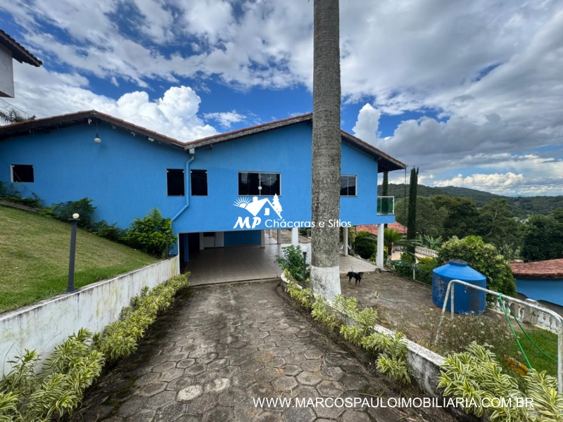 CHÁCARA DE ALTO PADRÃO EM BIRITIBA MIRIM
