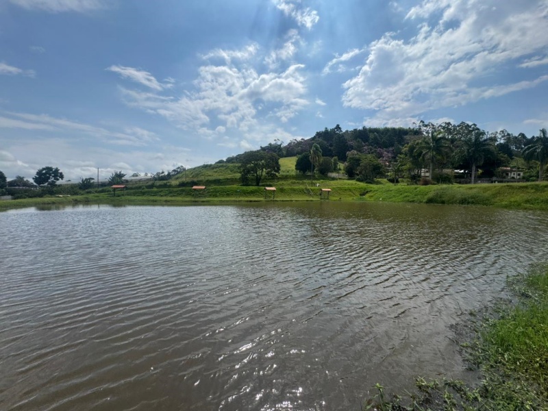 PESQUEIRO EM BIRITIBA MIRIM