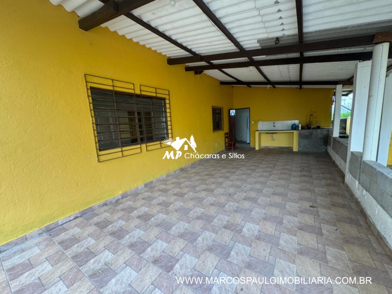 CHÁCARA EM BIRITIBA MIRIM DE FÁCIL ACESSO