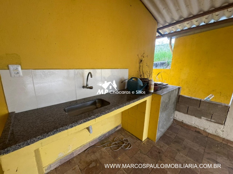 CHÁCARA EM BIRITIBA MIRIM DE FÁCIL ACESSO