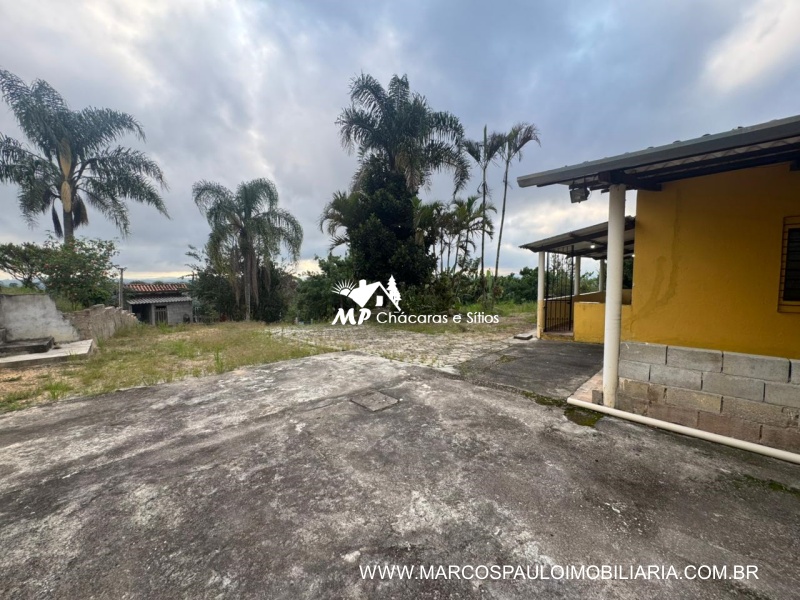 CHÁCARA EM BIRITIBA MIRIM DE FÁCIL ACESSO
