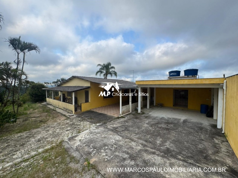 CHÁCARA EM BIRITIBA MIRIM DE FÁCIL ACESSO
