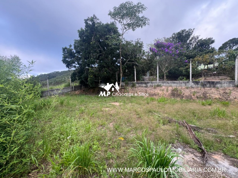 CHÁCARA EM BIRITIBA MIRIM DE FÁCIL ACESSO