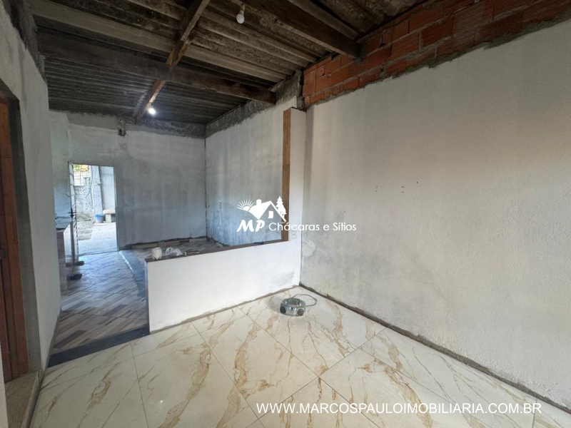 CASA EM BIRITIBA MIRIM EM EXCELENTE BAIRRO