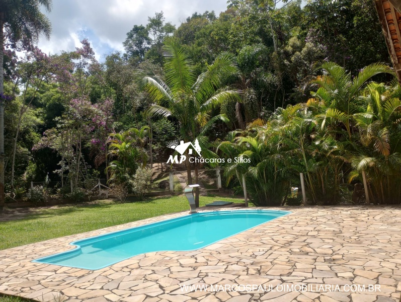 SÍTIO ESPETACULAR EM BIRITIBA MIRIM