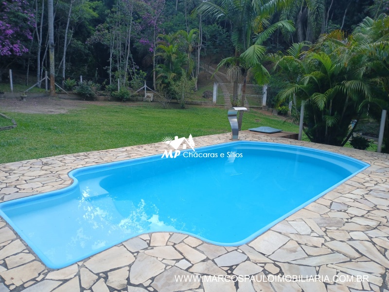 SÍTIO ESPETACULAR EM BIRITIBA MIRIM