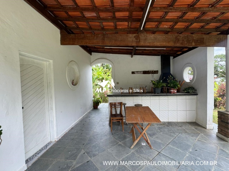 CHÁCARA ENCANTADORA EM BIRITIBA MIRIM