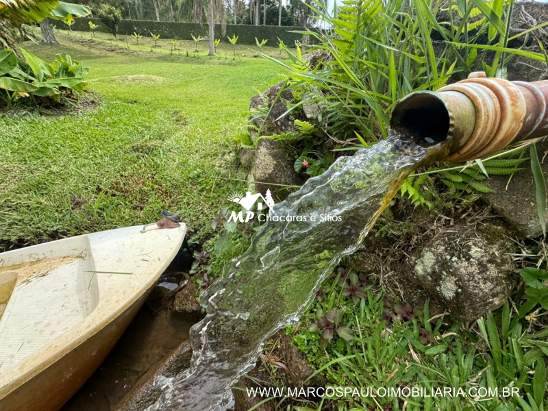 CHÁCARA ENCANTADORA EM BIRITIBA MIRIM
