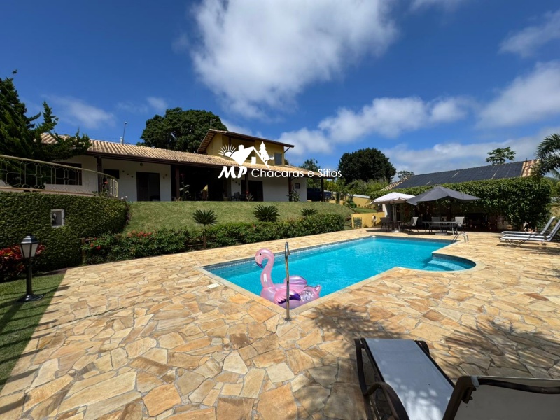 CHÁCARA DE ALTO PADRÃO EM BIRITIBA MIRIM