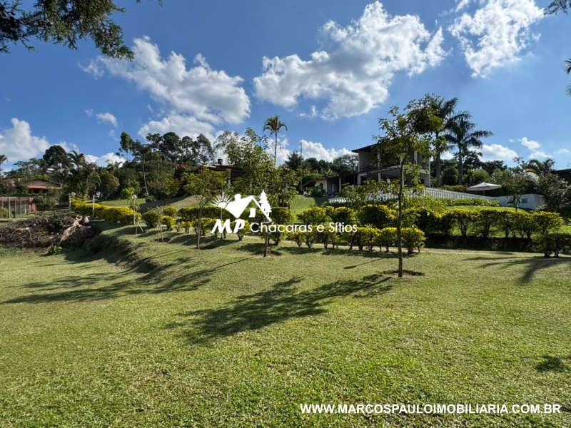 CHÁCARA ESPETACULAR EM BIRITIBA MIRIM