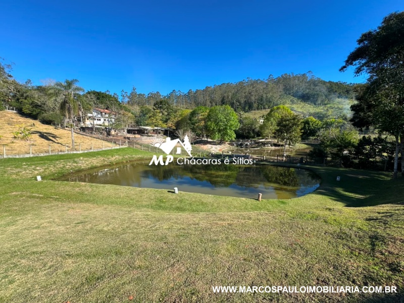 TERRENO COM LAGO PARA MONTAR SUA CHÁCARA