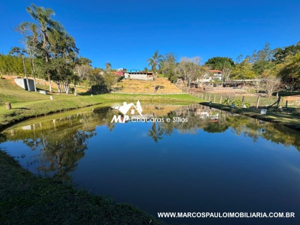 TERRENO COM LAGO PARA MONTAR SUA CHÁCARA