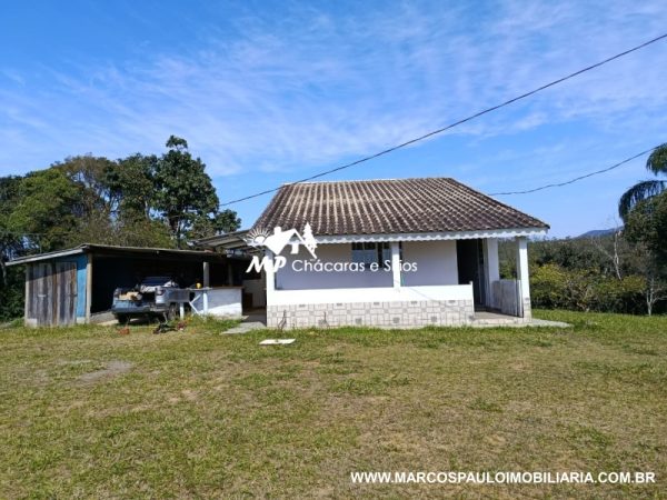 SÍTIO ESPETACULAR EM MOGI DAS CRUZES