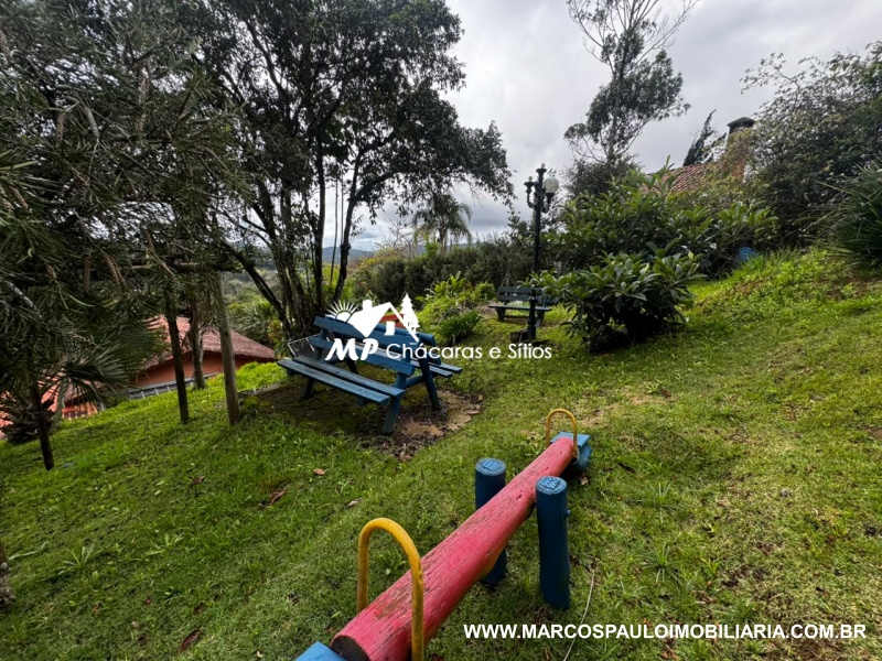 CHÁCARA ESPETACULAR EM BAIRRO NOBRE DA CIDADE DE BIRITIBA MIRIM
